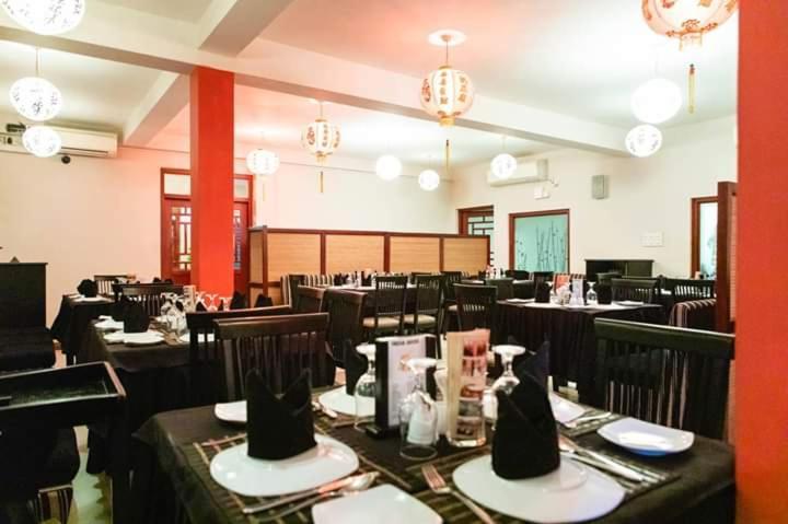 Chinese Lotus Luxapathiya - Shanghai Hotel Moratuwa Eksteriør billede